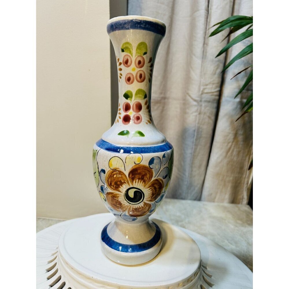 Tonala Mexico 11" tall Vase Amphora Hand-painted Pottery Floral Blue Beige